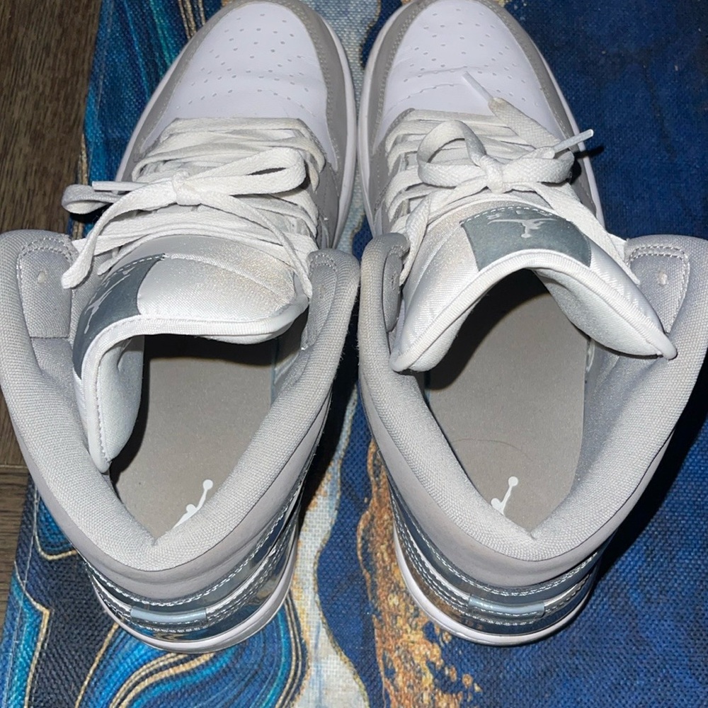 Men's White and Gray Nike Mid Tops